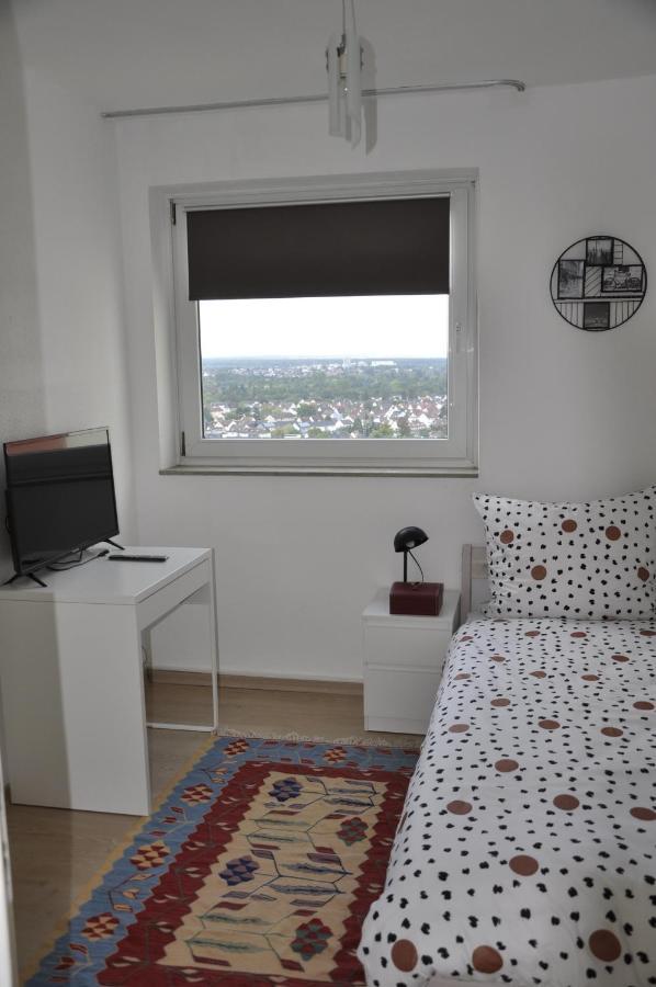 Ueber Den Wolken Und Super Zentral Zwischen Frankfurt Und Darmstadt - 100Qm Langen  Eksteriør bilde